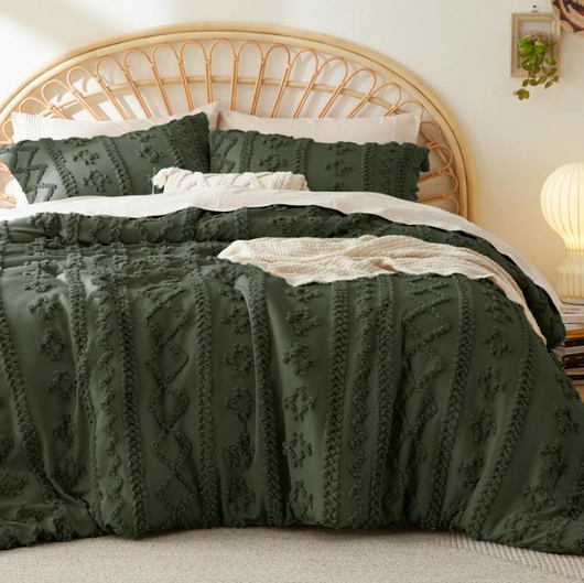 Senna Deluxe Embroidery Comforter Set